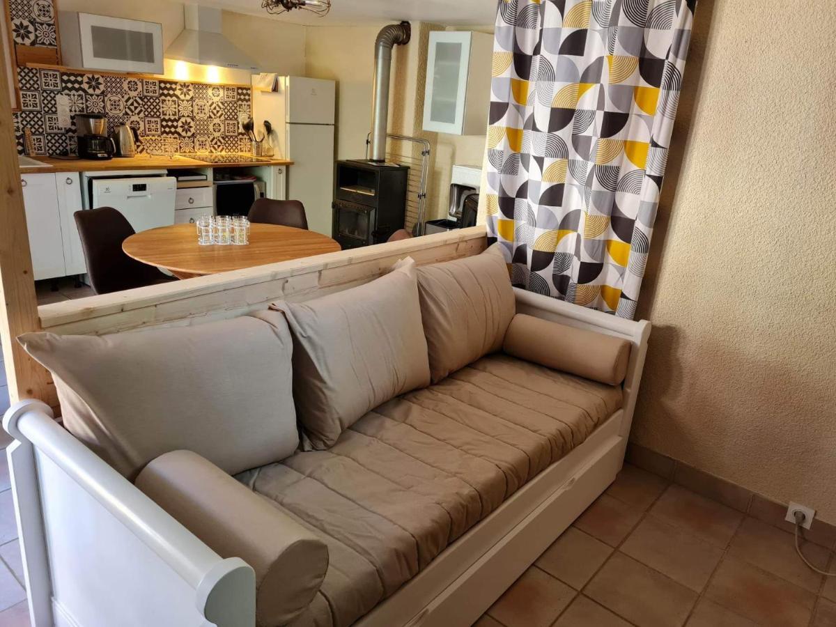 Le Domaine De La Claire Fontaine Gites -Chambres D'Hotes Montvalent Exterior foto